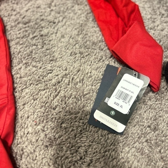 LA Clippers Fanatics Made To Move Space Dye Raglan Pullover Hoodie - Red - Picture 6 of 6